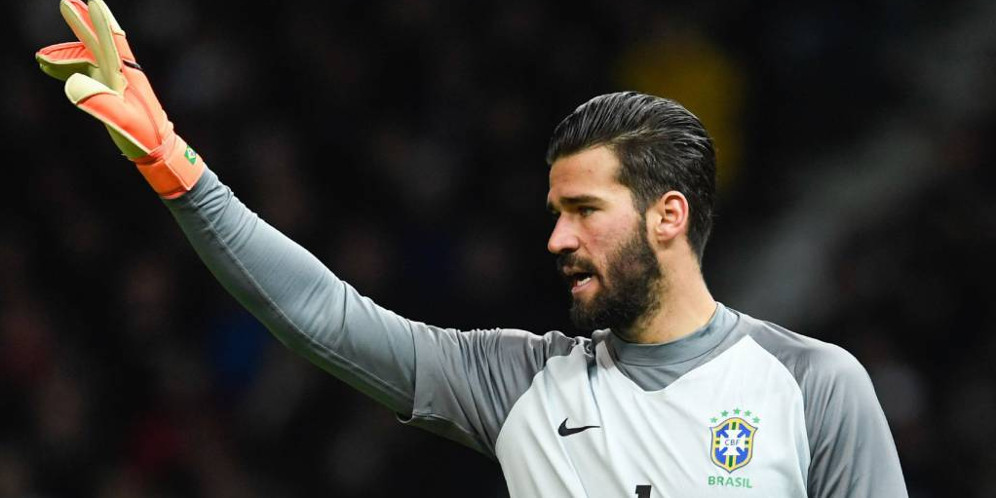 Ke Liverpool, Alisson Becker Sah Jadi Kiper Termahal Dunia